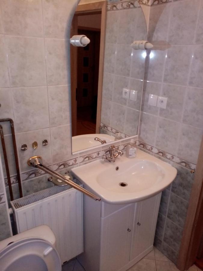 פוזנן Hostel מראה חיצוני תמונה