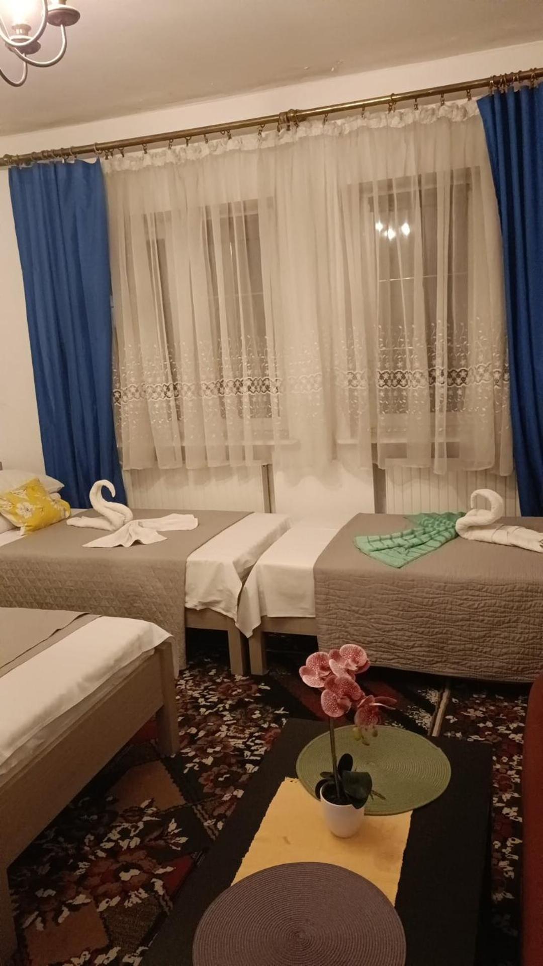 פוזנן Hostel מראה חיצוני תמונה